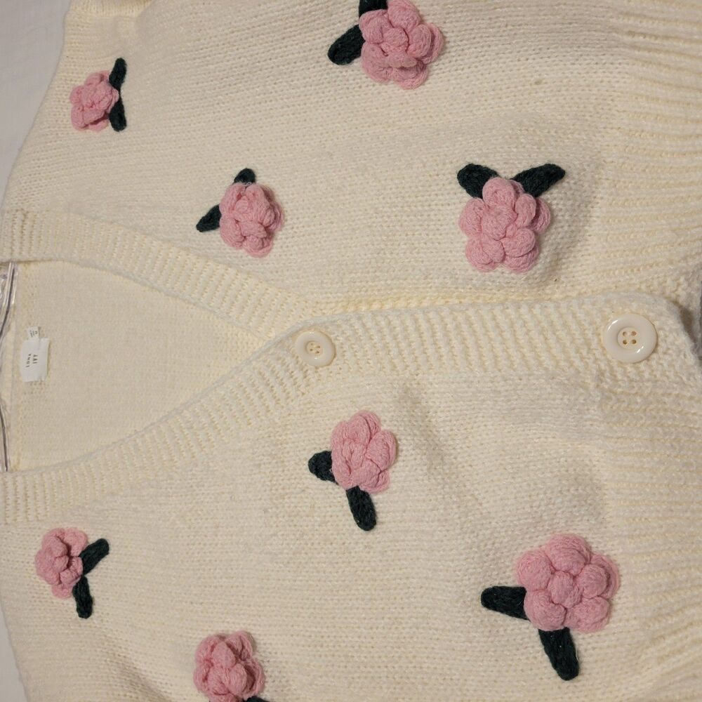 Luna Ivy Ivory Cardigan With Pale Pink 3D Crochet Puff Flowers. Size M. Cozy. - Picture 5 of 12